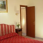 לינה וארוחת בוקר Bed In רומא