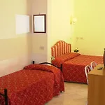 לינה וארוחת בוקר Bed In 4*