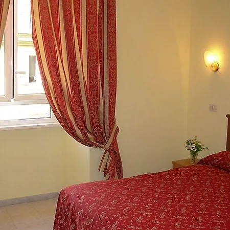 Bed In 4* روما