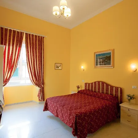 Bed In 4*