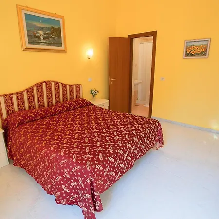Bed & Breakfast Bed In 4*